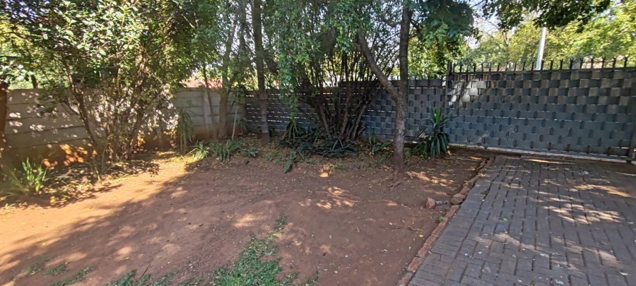 To Let 3 Bedroom Property for Rent in Schoemansville North West